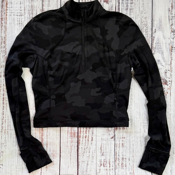 Lululemon Base Pace Half Zip Cropped Pullover Black Camo Rulu Fabric Size 8 - Picture 4 of 8